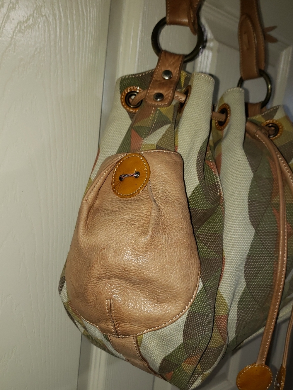💘🖤💘 HAYDEN HARNETT MULTICOLOR GEOMETRIC PRINT TAN LEATHER HOBO BUCKET BAG - Picture 3 of 15